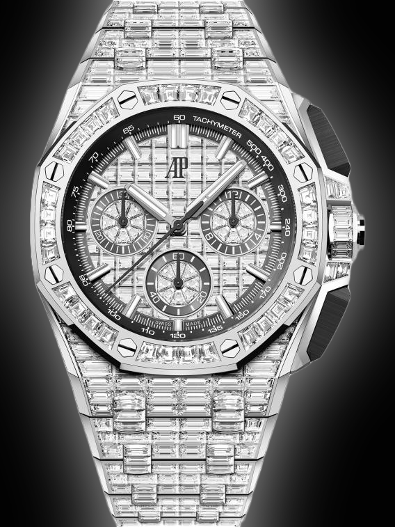 Audemars Piguet Royal Oak Offshore 26425 Black Dial, 18 Carat