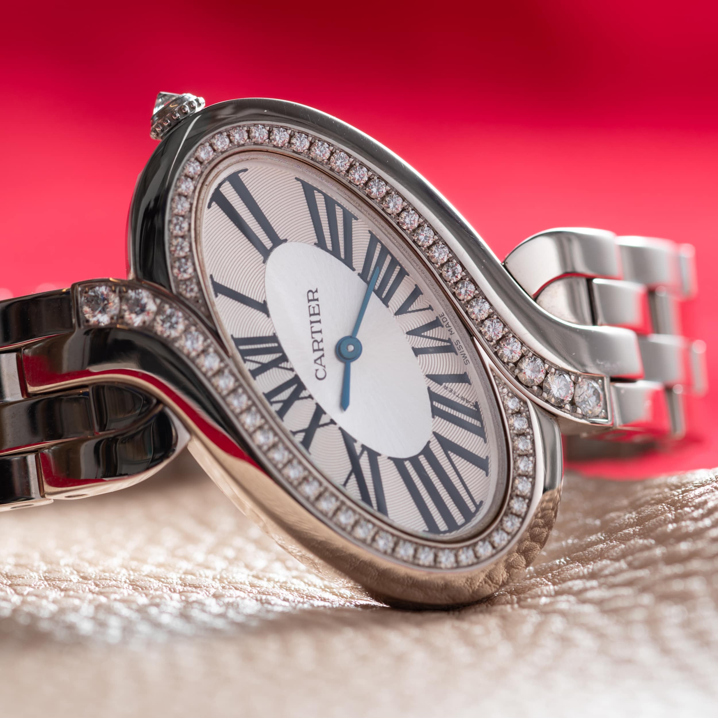 Cartier Delices de Cartier WG80 Silver Dial, 18kt White Gold, 44.0