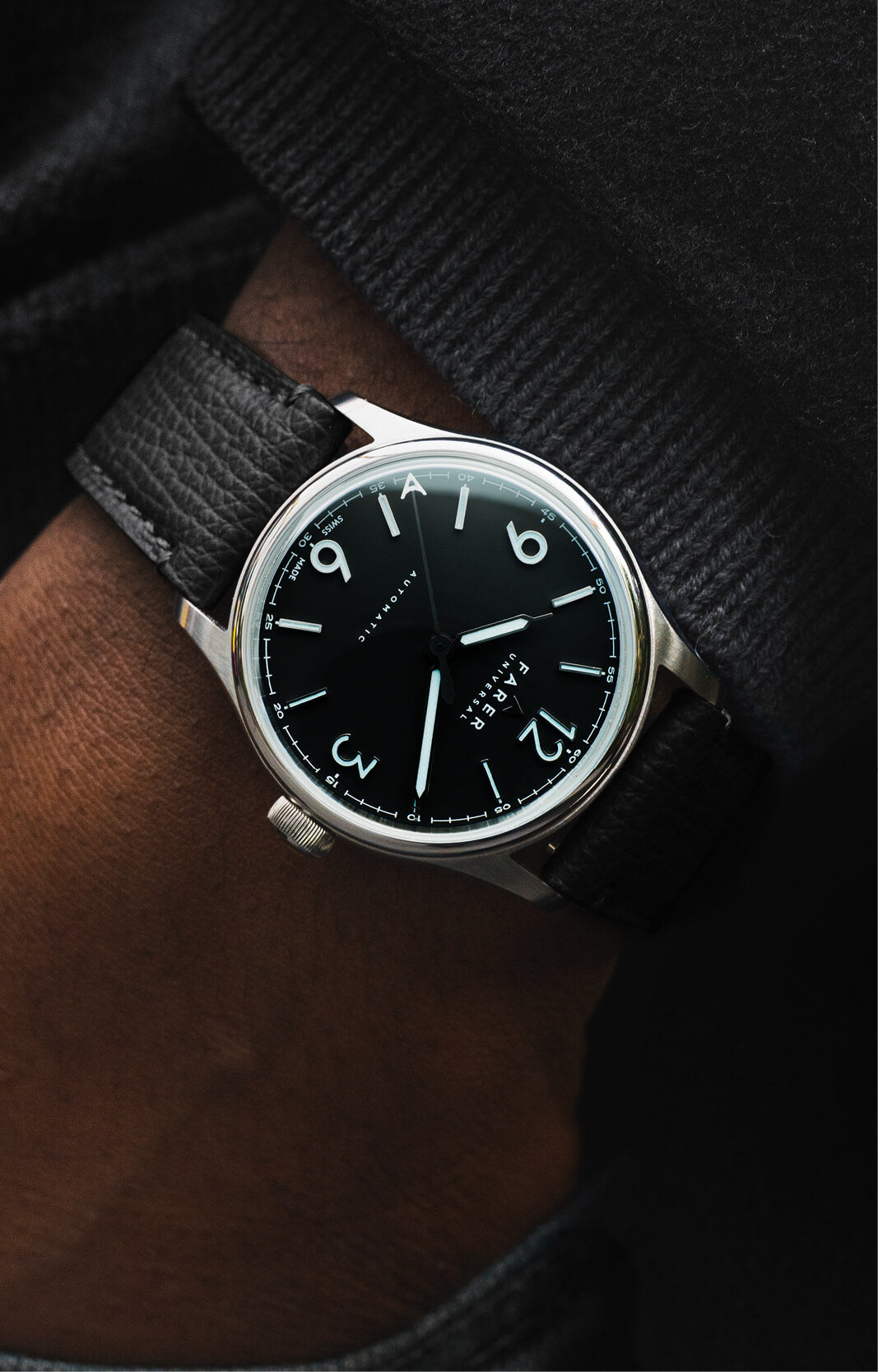 Farer Three Hand Discovery Black Velvet 36 mm Self Winding, Gull