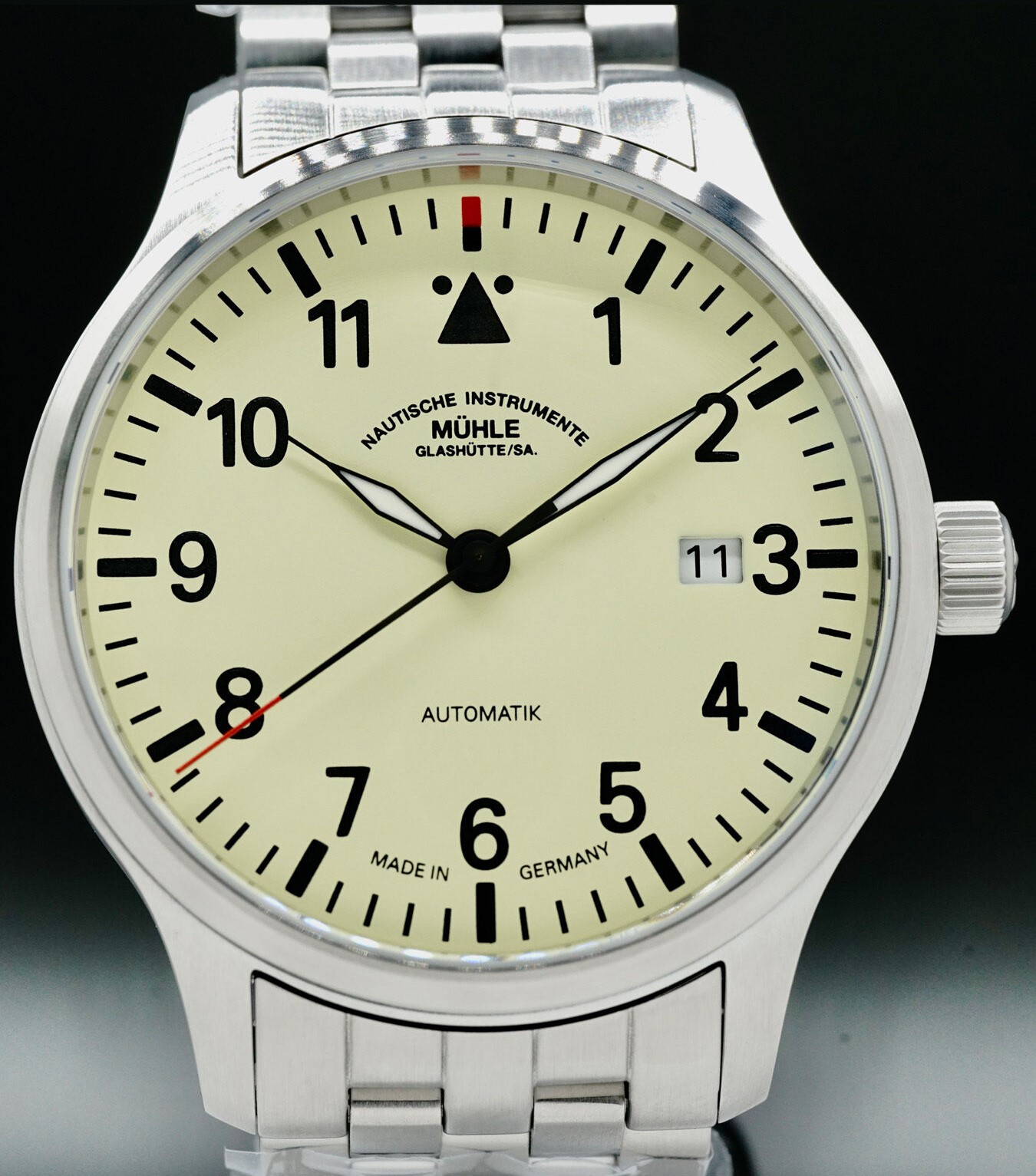 Muhle Glashutte Terrace Port II M1-37-40 Date beige Dial Automatic Men\'s_952577 Terrasport II – Muhle Glashutte USA main image 4