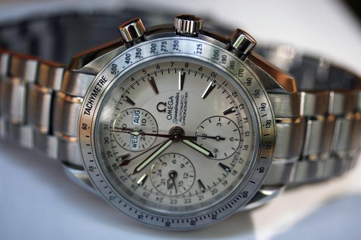 Omega Speedmaster Day-Date 3221.30 Silver Dial, Stainless Steel