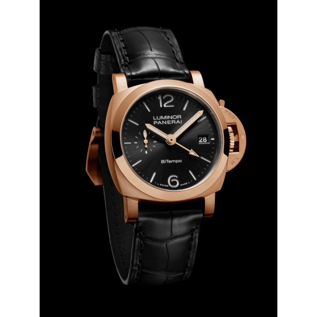 Panerai Luminor Quaranta 01641 Black Dial, 40.0 mm, Goldtech