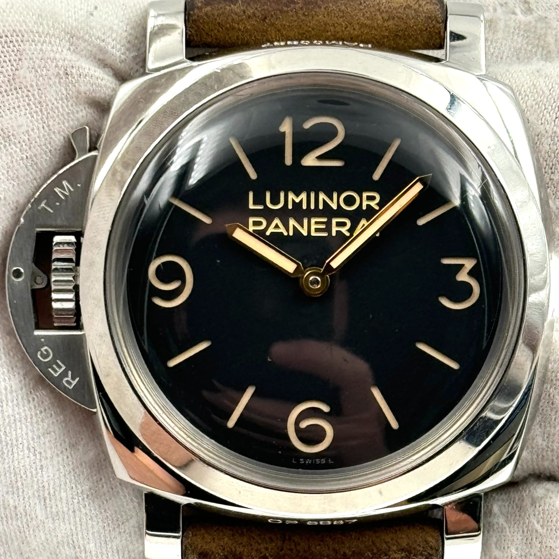 Panerai Luminor 1950 00557 Black Dial, Stainless Steel, 47.0 mm