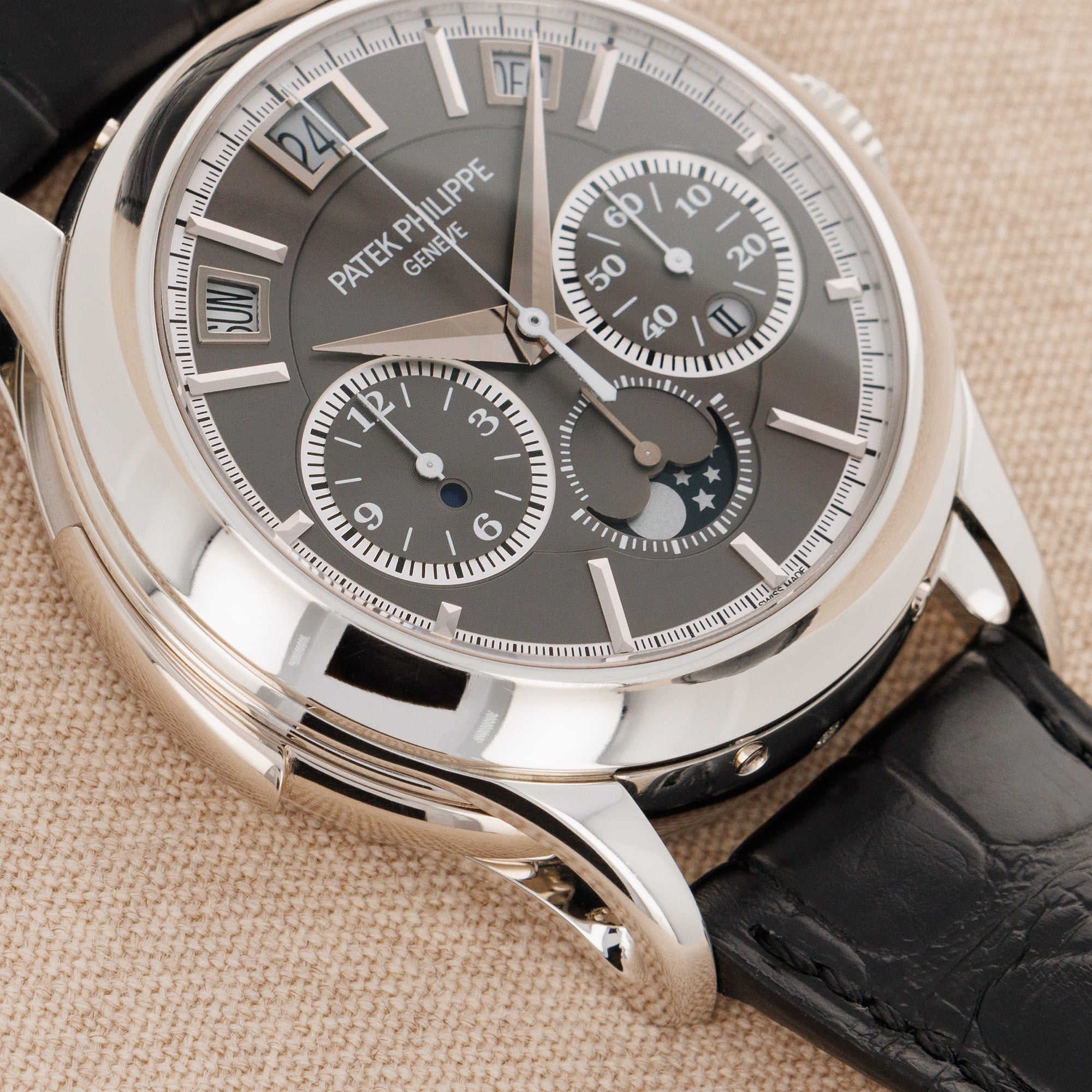 Patek Philippe Grand Complications 5208 Grey Dial, Platinum, 42.0
