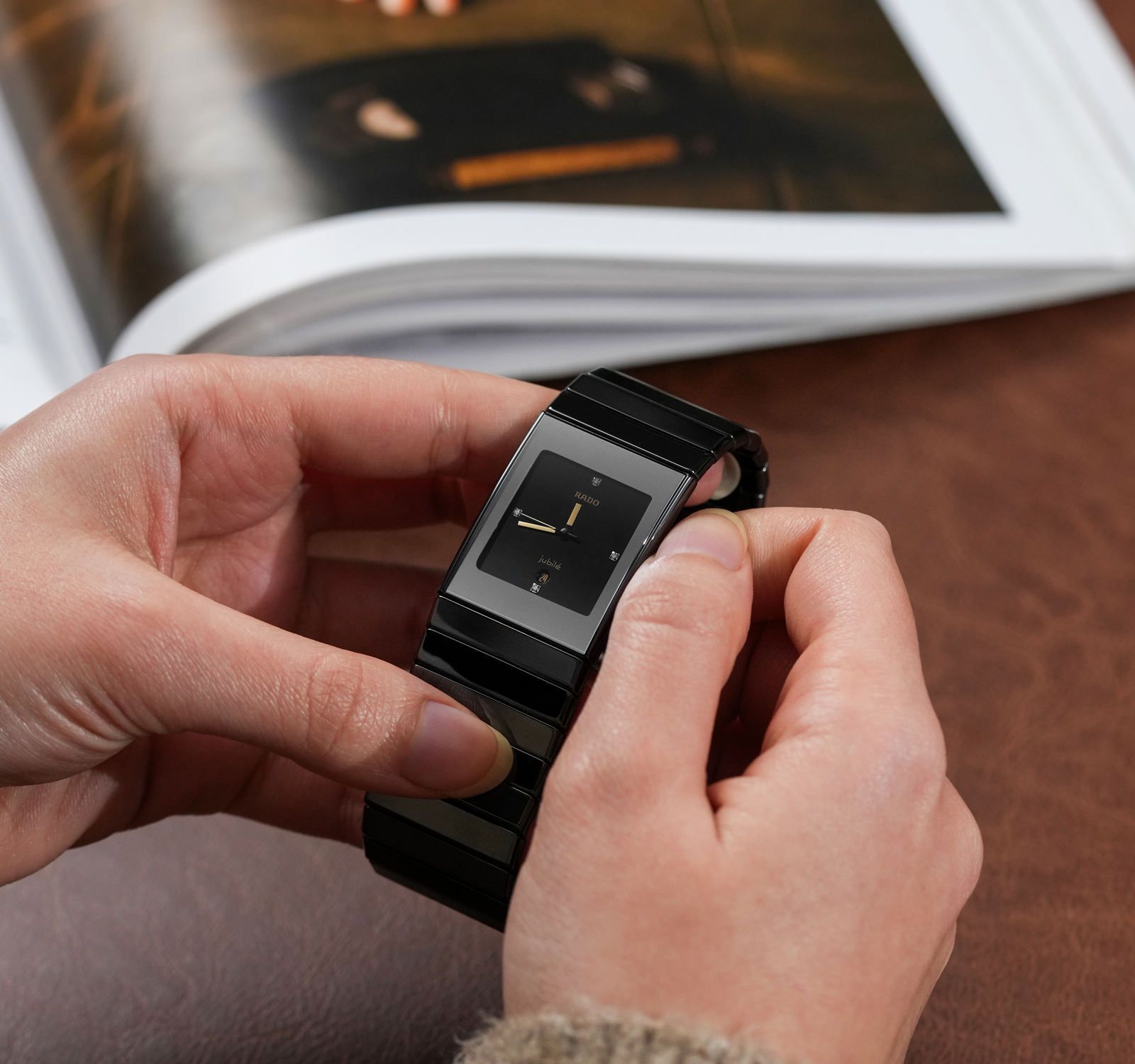Rado ブラック　ダイヤ付き　電池式時計 Rado Ceramica 2134 Black Diamond Dial, 27.2 mm, Jubile, Quartz