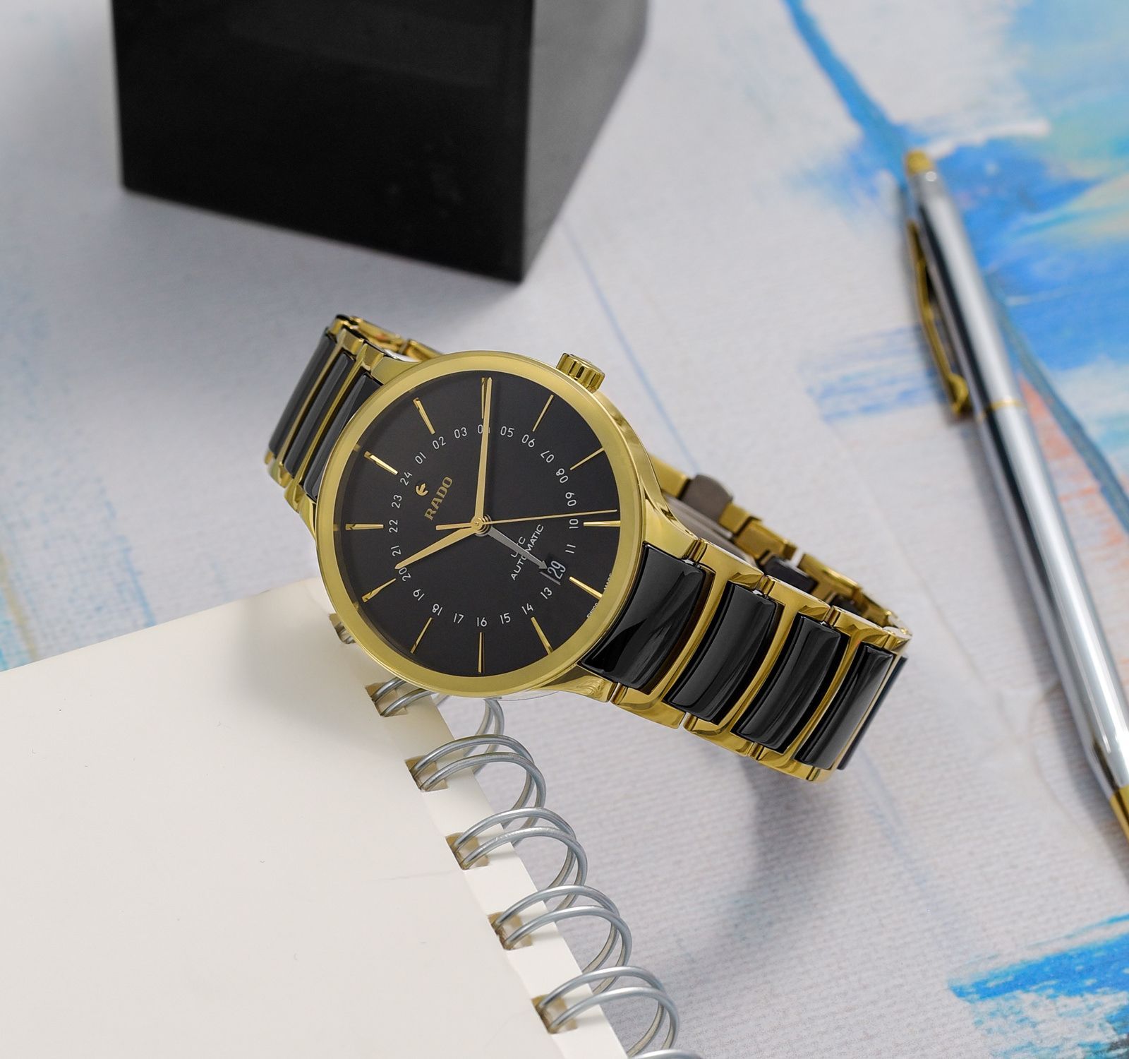 RADO Centrix 腕時計 ブラック ゴールド RADO Centrix 腕時計 ブラック