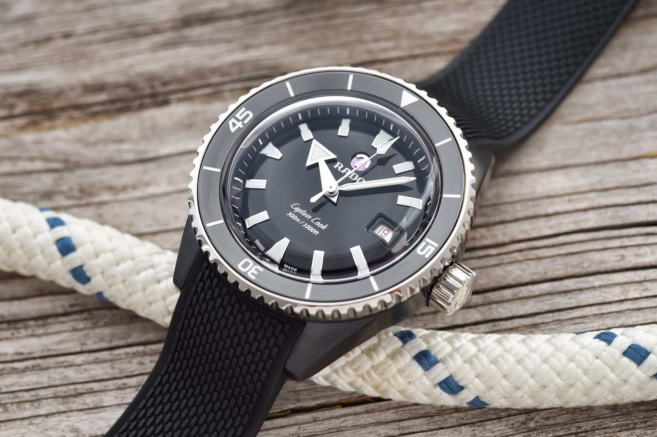 Rado Captain Cook 3212 Black Dial, High-Tech Ceramic, Stainless