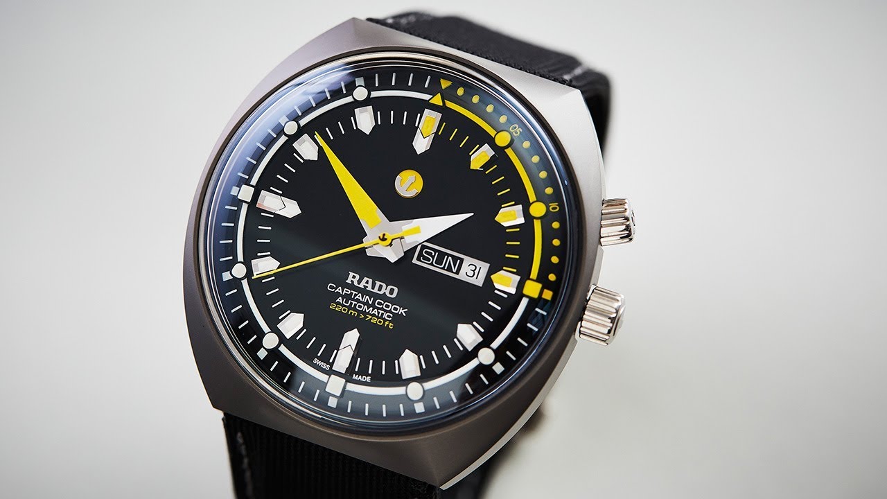 Rado Captain Cook R33030176 Black Dial, Hardened Titanium, Mkiii