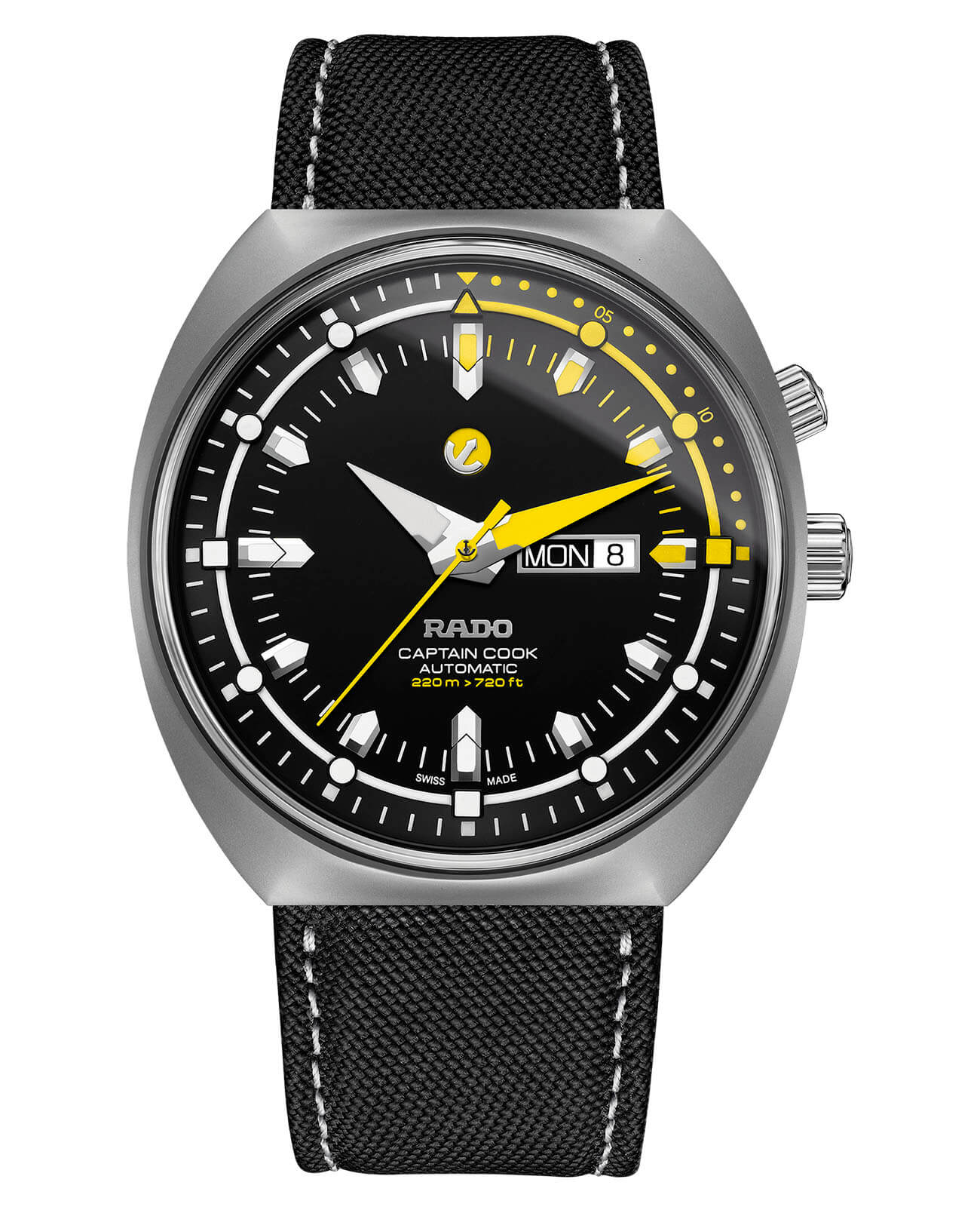 Rado Captain Cook R33030176 Black Dial, Hardened Titanium, Mkiii