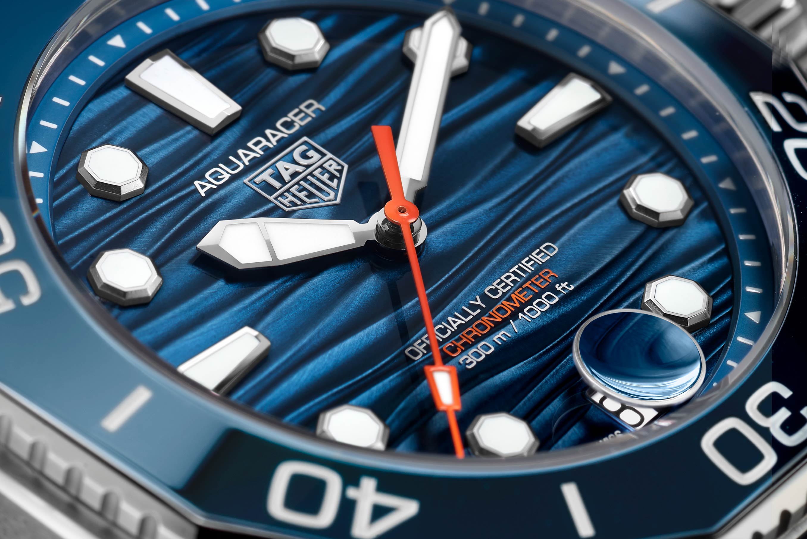 TAG Heuer Aquaracer 腕時計 プロフェッショナル300 GMT（WBP5114.FT6259） | Aquaracer
