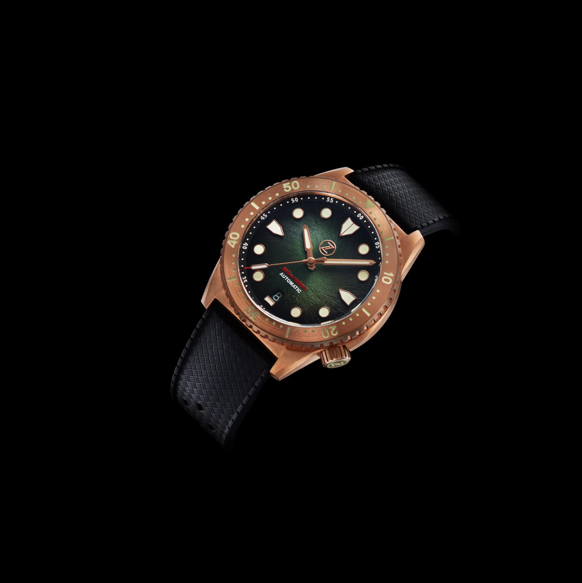 Zelos Mako V3 300 m Automatic, Ceramic Bronze Stainless Steel
