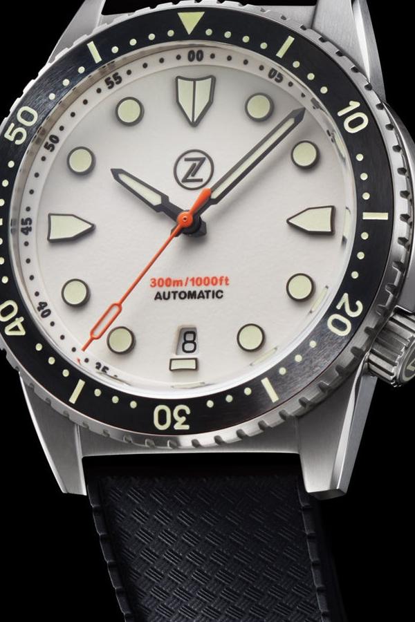 mako Mako 300m GMT 'Vintage Black' – Zelos Watches