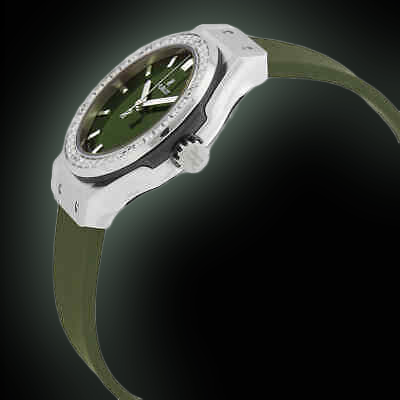 Hublot Classic Fusion 581.NX.8970.RX.1104 Green Dial, Titanium